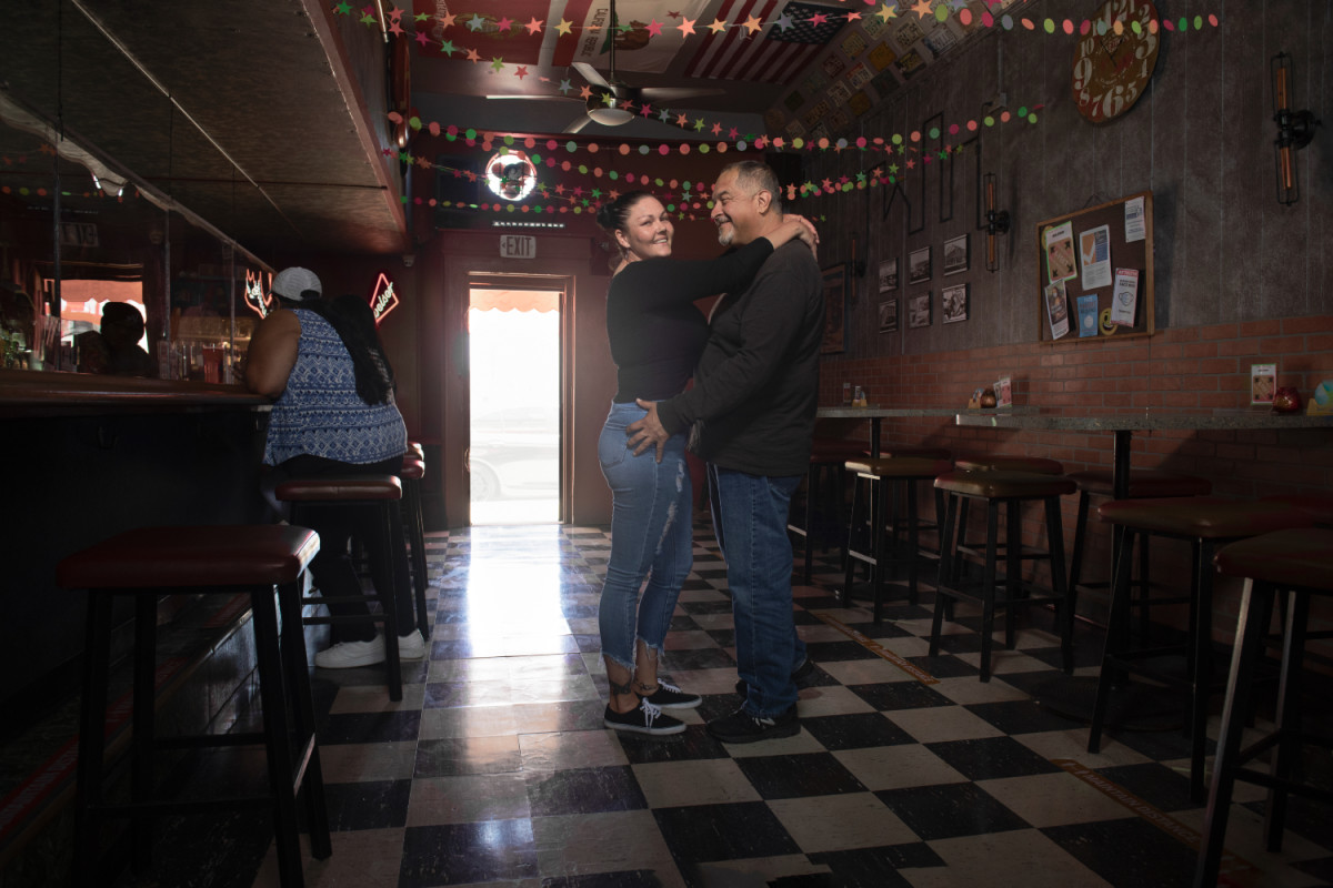 LA S Classic Bars Return A Photographic Journey Back To The Bar LAmag