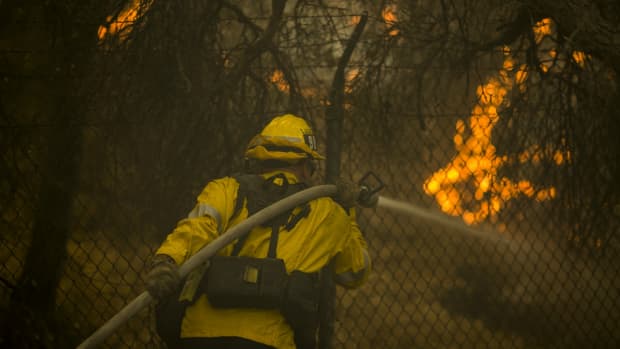 woolsey fire help firefighters
