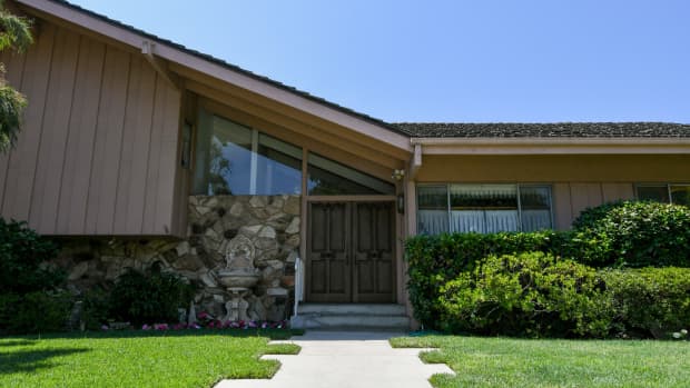 After months on the market, 'The Brady Bunch' house sells for $3.2