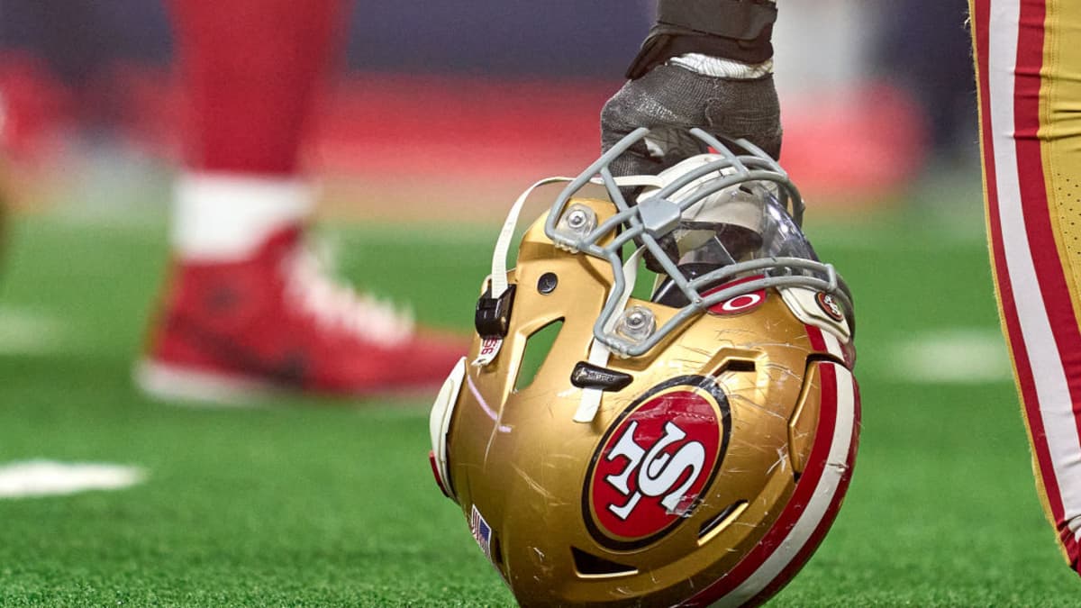 49ers Fan Emerges From Medically-Induced Coma - LAmag - Culture, Food,  Fashion, News & Los Angeles