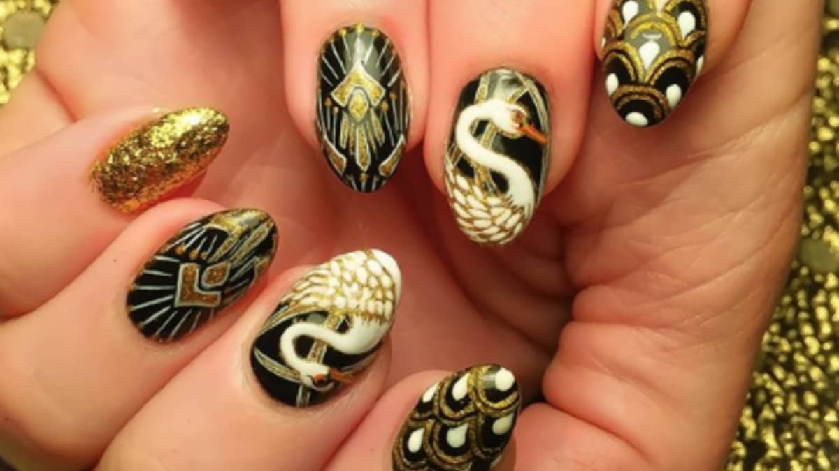 How can I get my nails to look like this? I love this jelly look on the  nails but I have no idea how to do it :( : r/NailArt