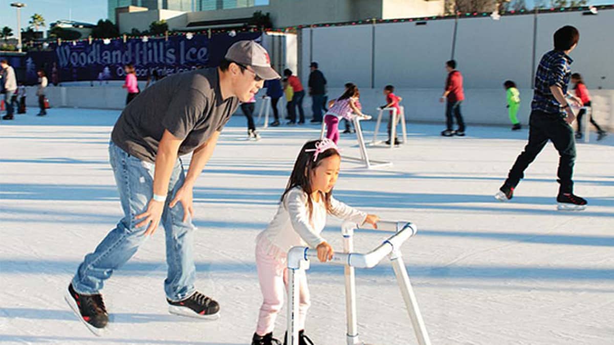 LA Kings Holiday Ice-Westfield Topanga – American Sports Entertainment  Centers