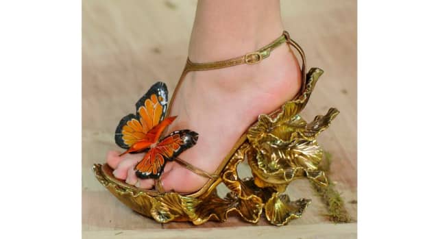 Alexander mcqueen butterfly shoes 2025