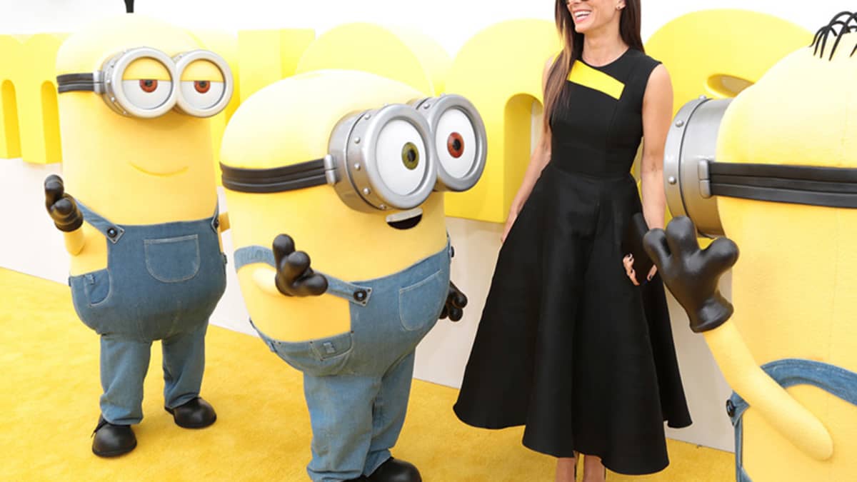 Sandra Bullock s Minions Pumps Raised 42 425 for L.A. s Art