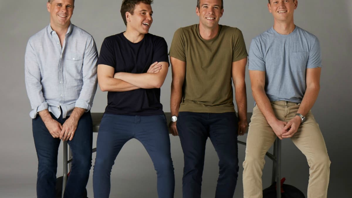 Pod Save America Has Moved Political Discourse to the Left Coast