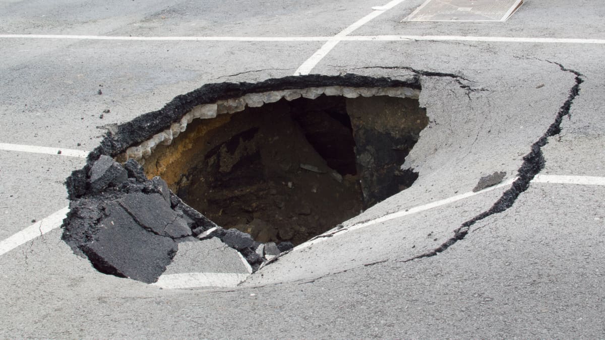 Sinkhole Closes Fort Leonard Wood's West Gate - My Ozarks Online