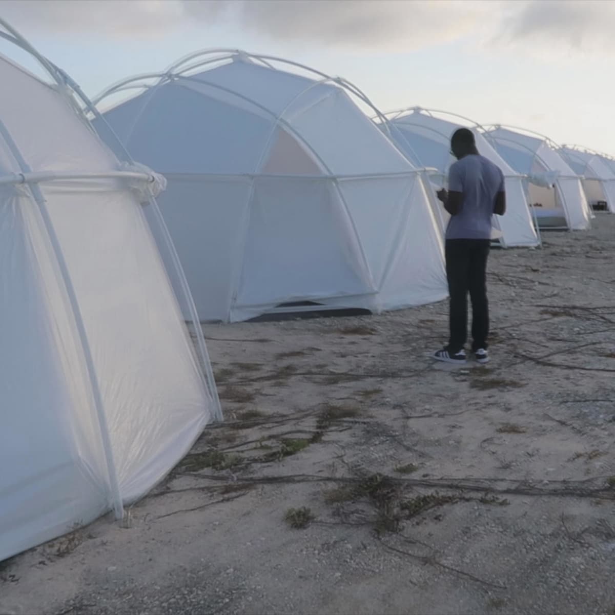 Both Fyre Fest Documentary Movies Have Issues - LAmag