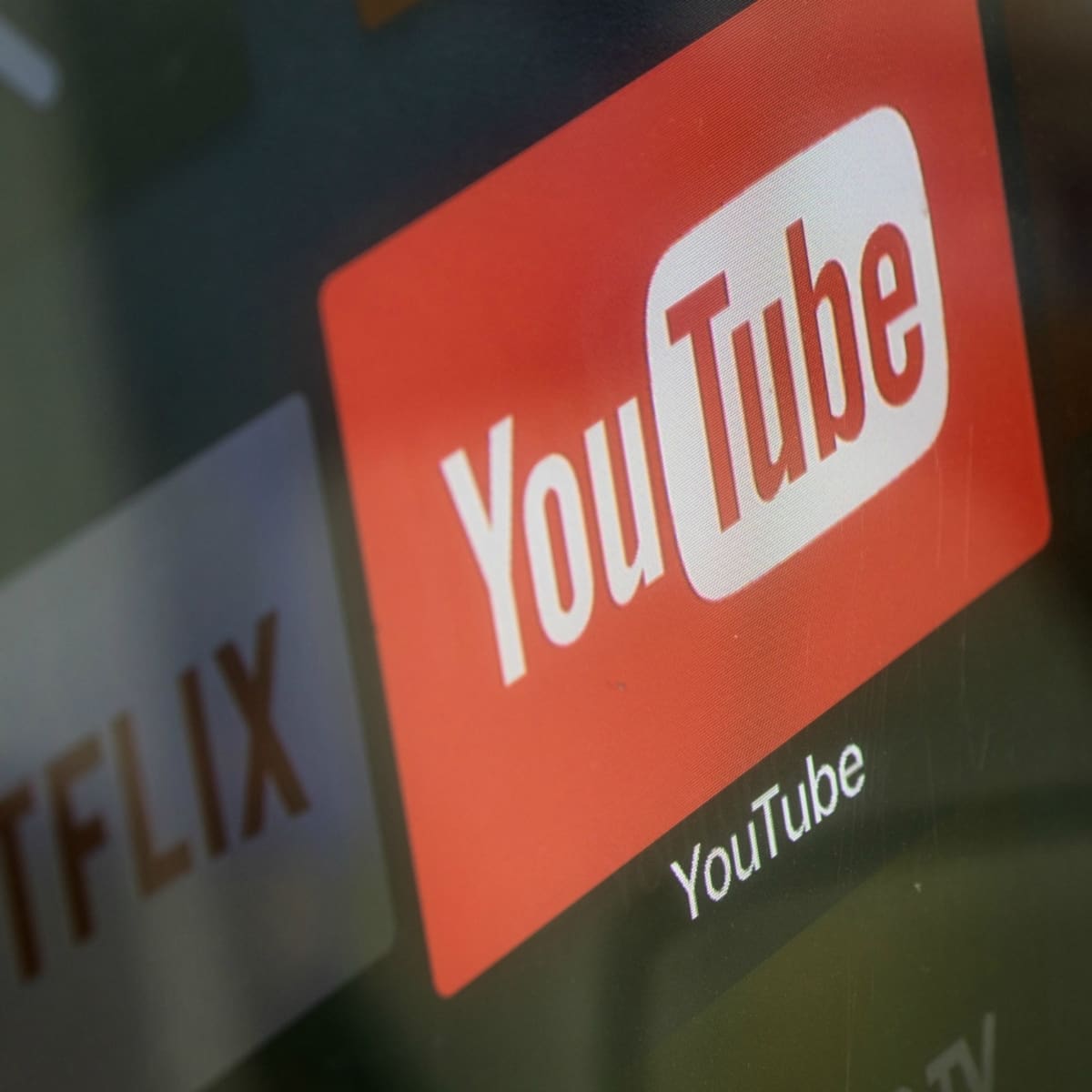 Some Popular YouTube Creators Are About to Lose Their Verified Status