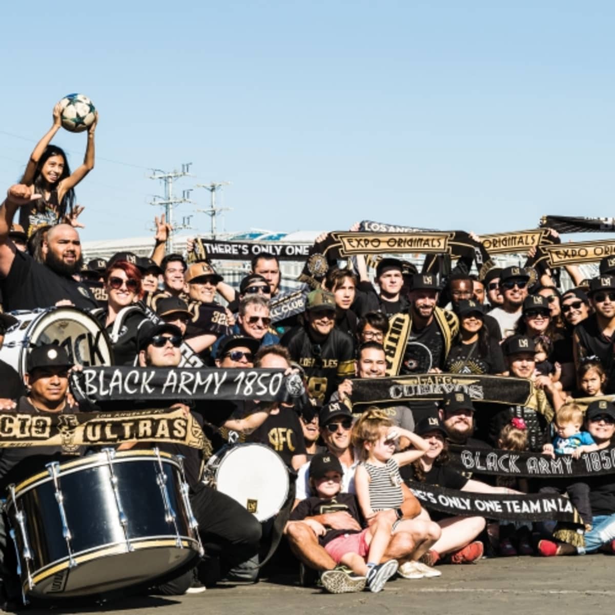 LAFC, Fans ♥ Stadiums