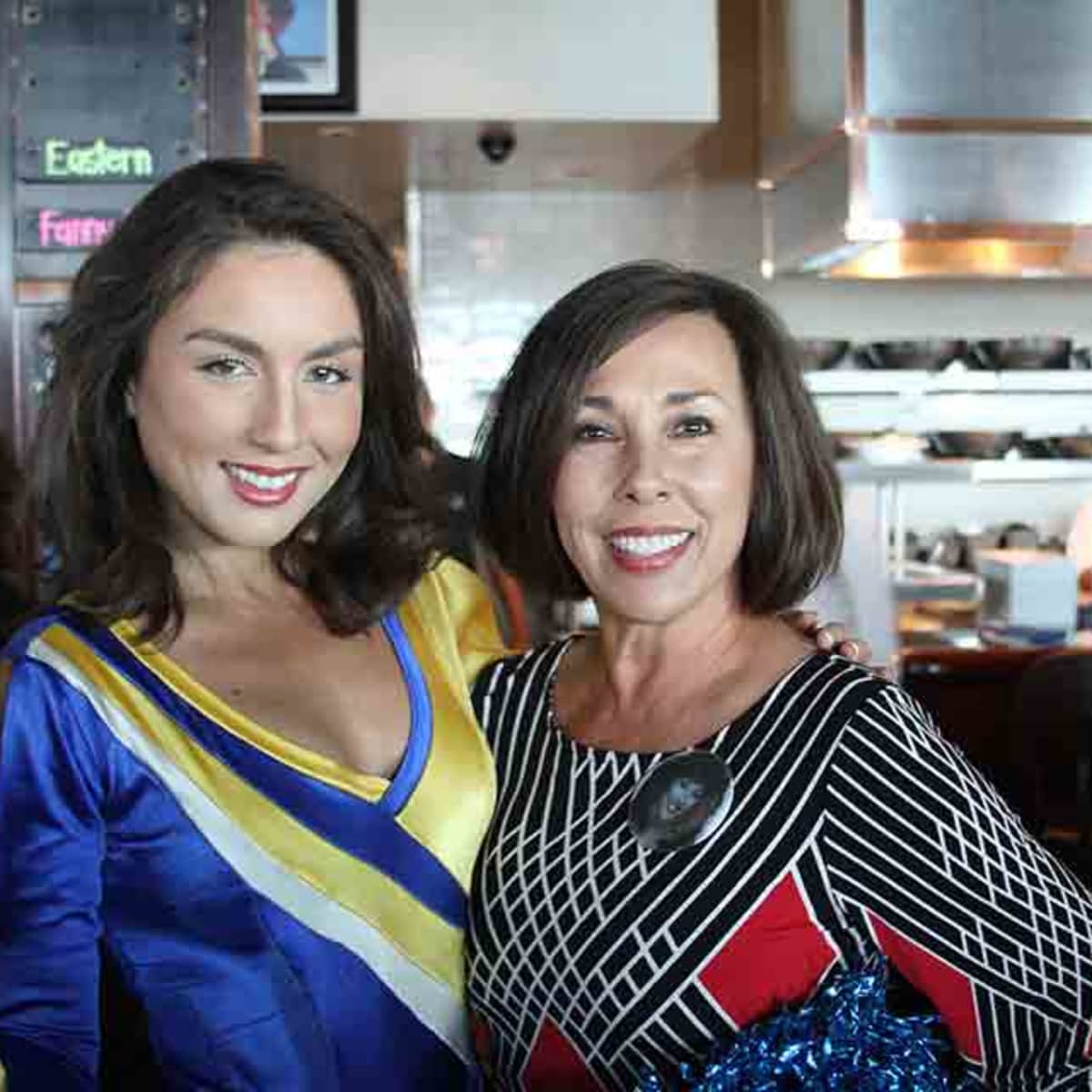 Eufora International is Proud to Sponsor the Los Angeles Rams Cheerlea