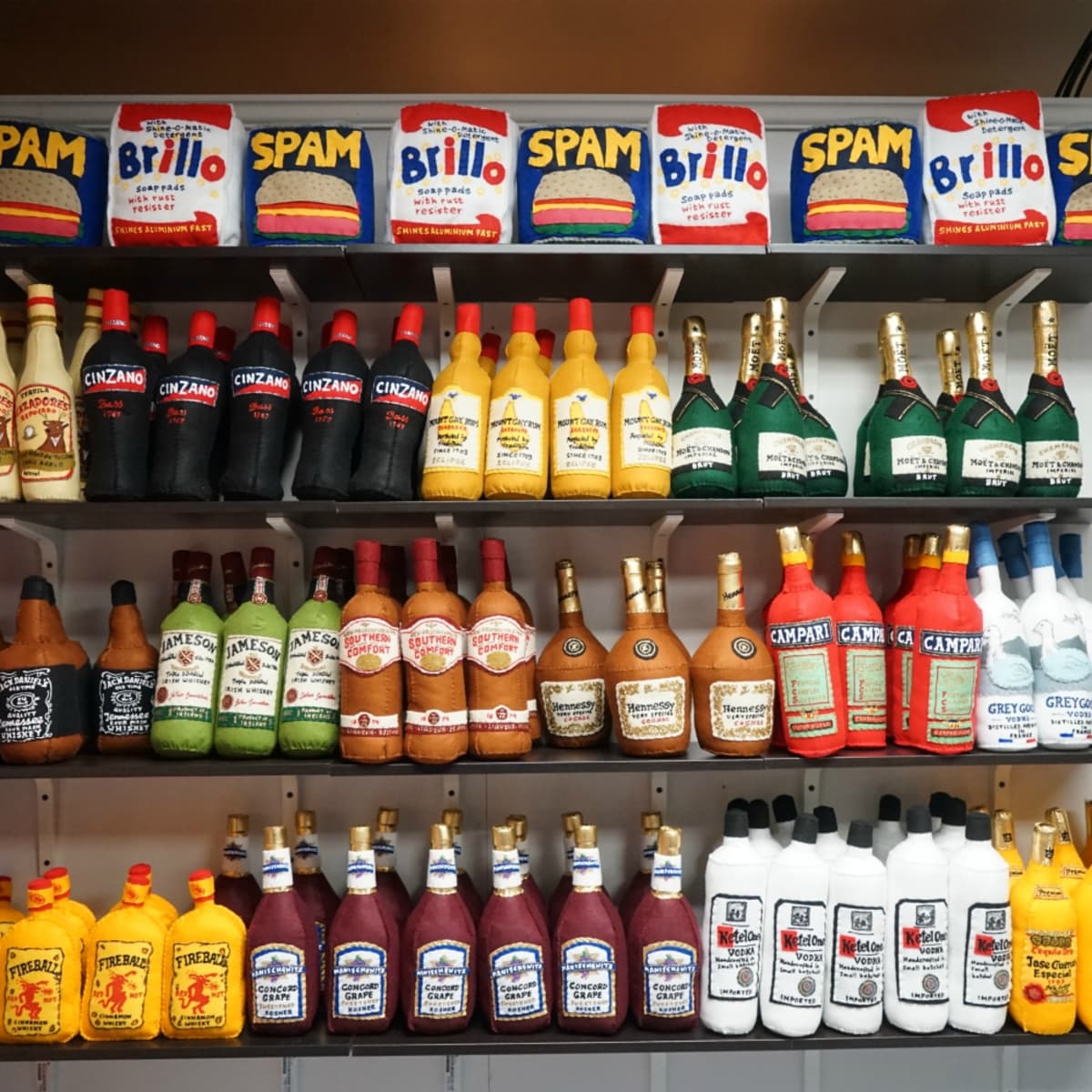 A 'Fauxdega' Where the Real Bodegas Have Been Priced Out - The New York  Times