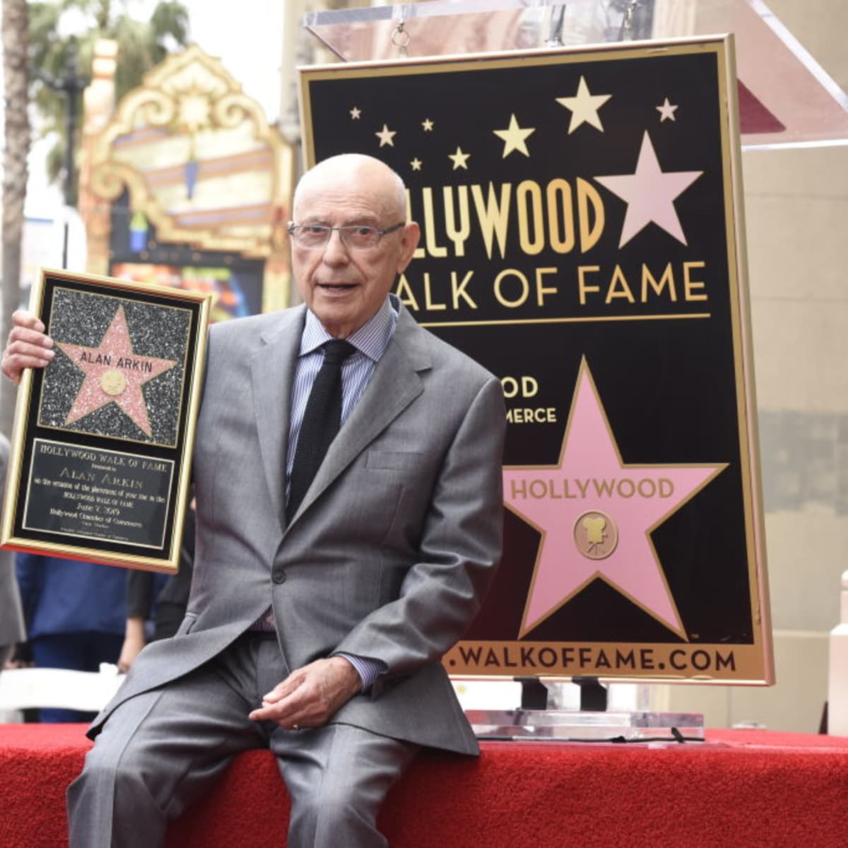 Alan Arkin, Oscar-winning actor best known for 'Little Miss Sunshine' and  'Argo,' dead at 89