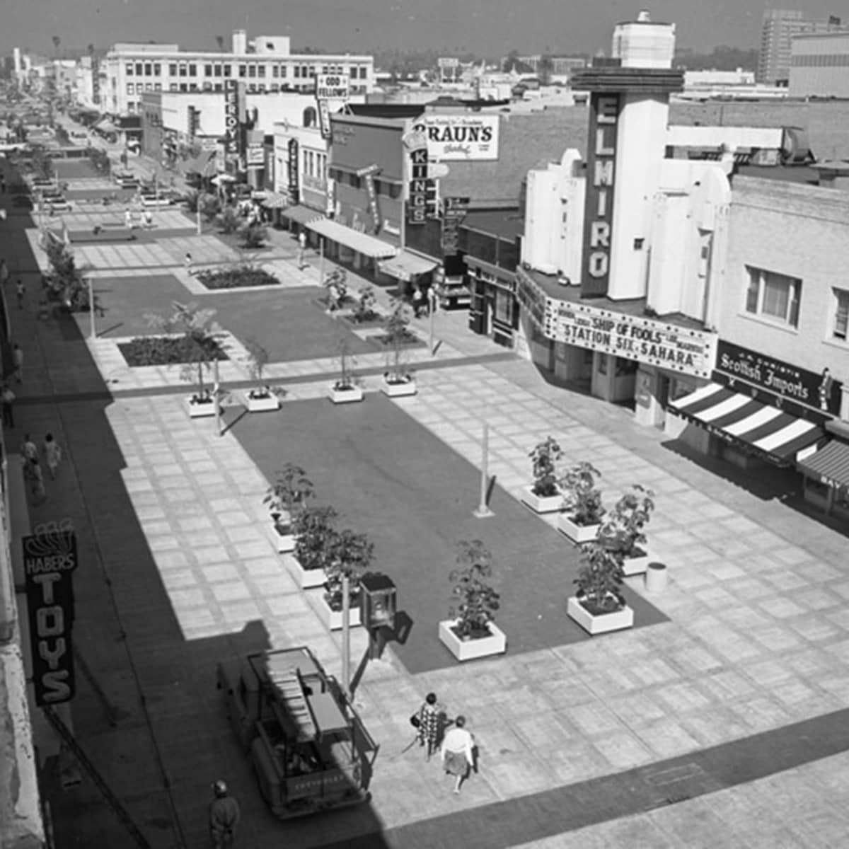 Third Street Promenade Before the Gap Even Existed LAmag