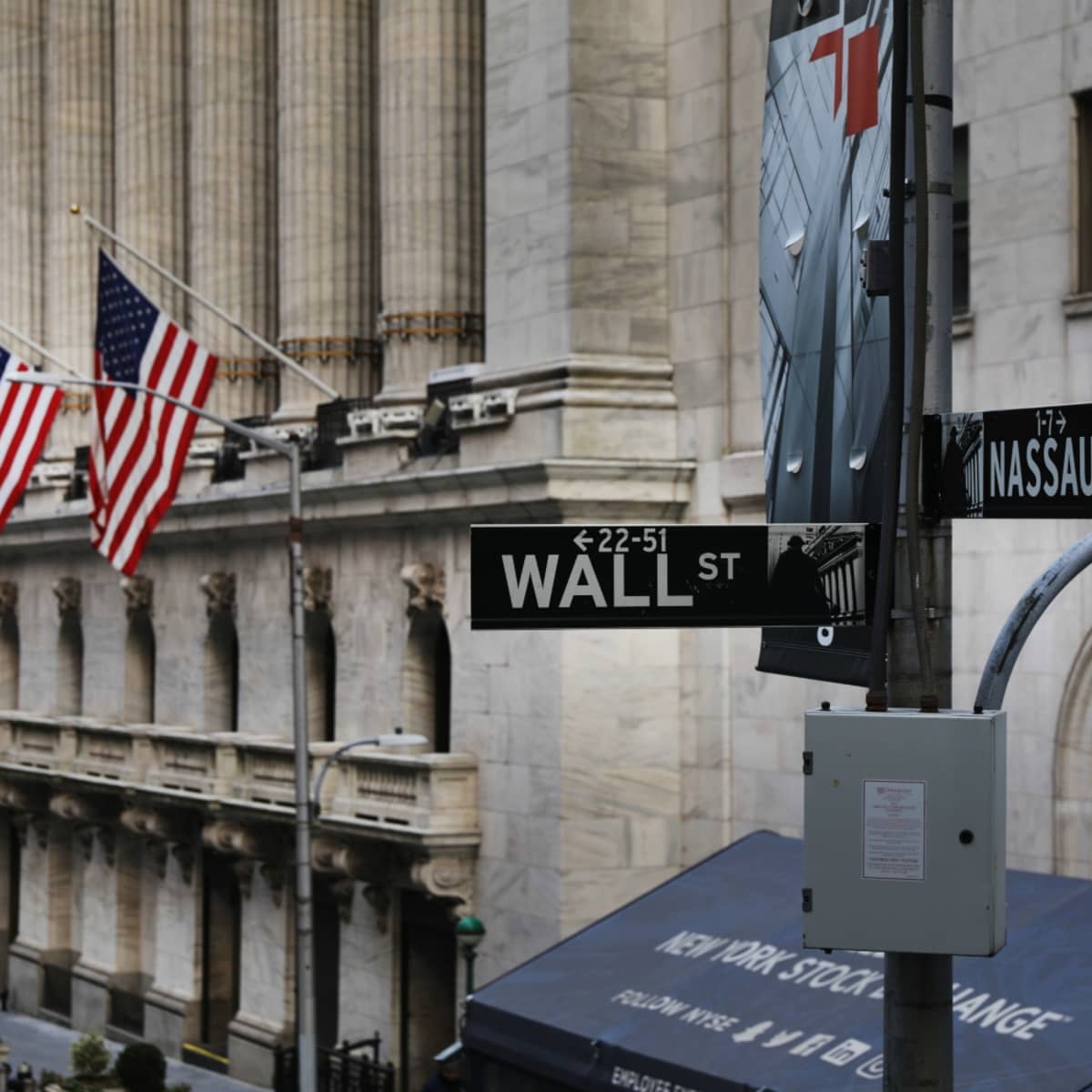 Patagonia wall street online