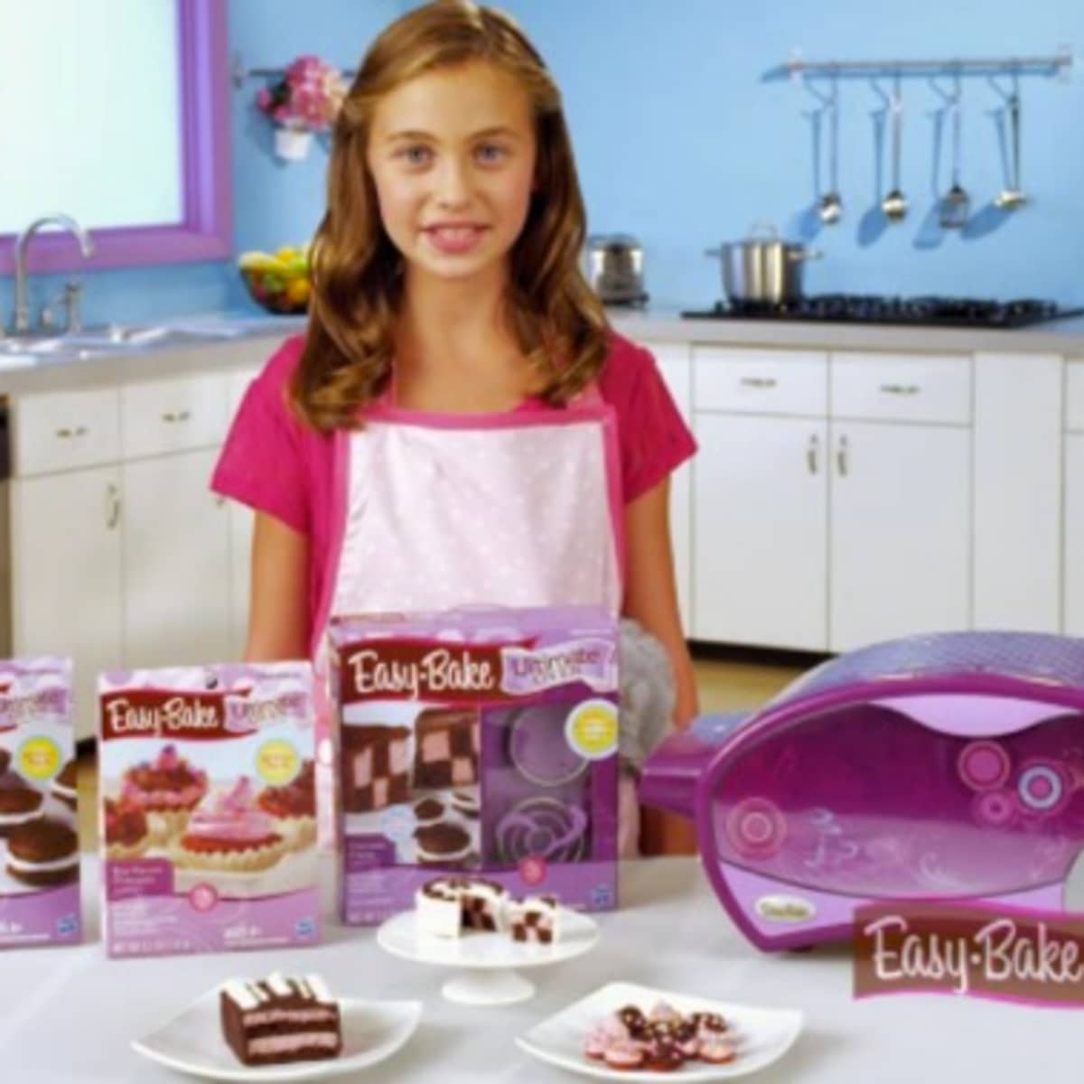 Little girl easy 2025 bake oven