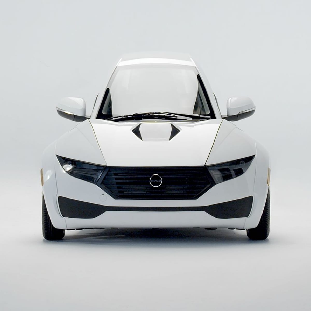 Single seat electric outlet car