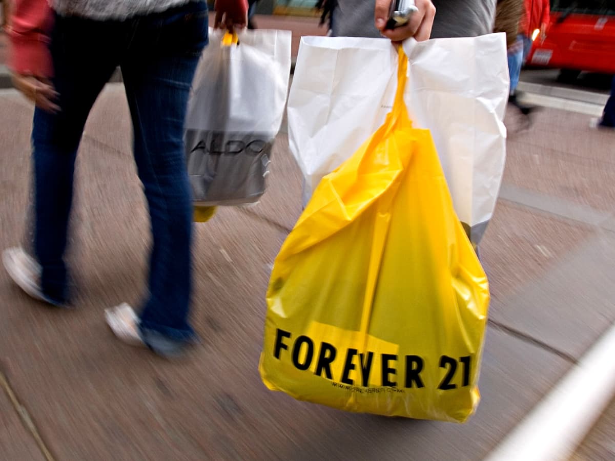The bottom of the Forever 21 shopping bag. | L | Flickr