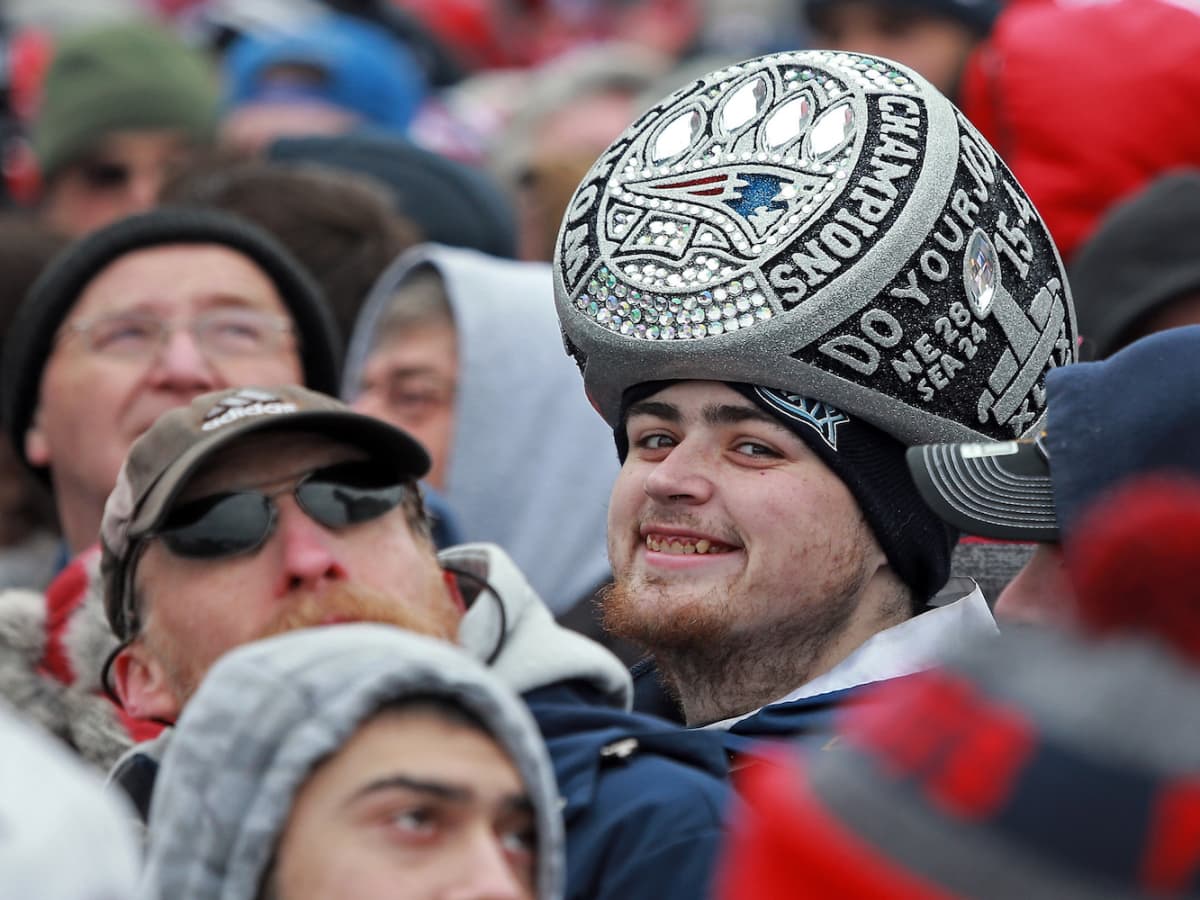 Man Jailed for Scheme to Sell Fake Patriots Super Bowl Rings