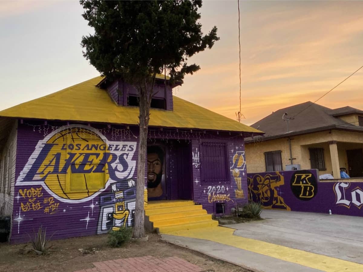 The Lakers? Who Are They? L.A. Is a Dodgers Town These Days - The