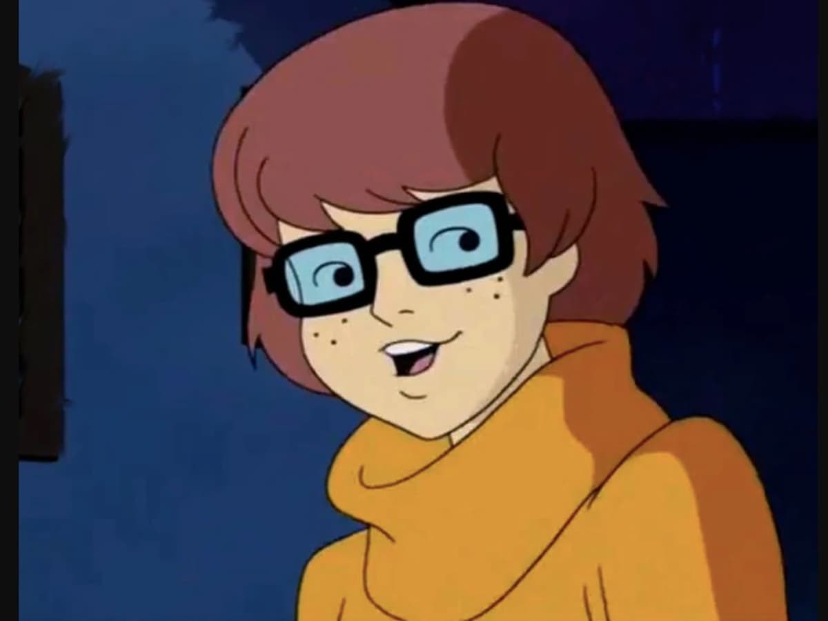 Velma Is A Lesbian In Trick Or Treat Scooby-Doo Movie