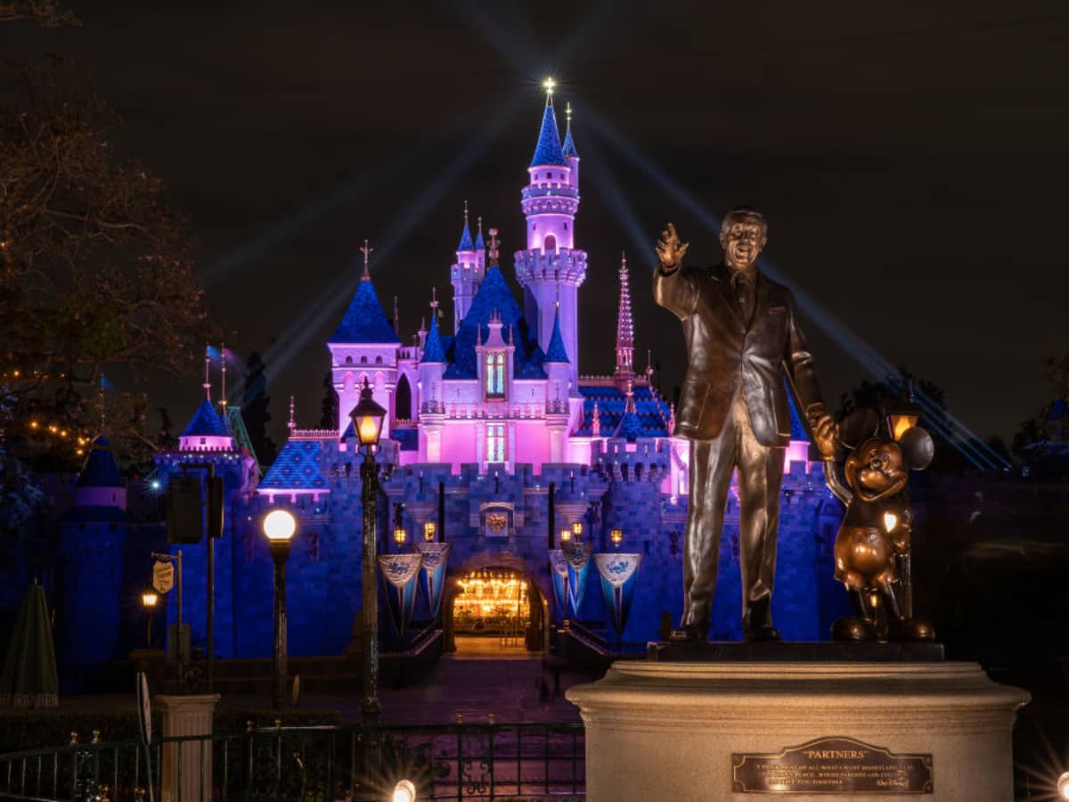 The Stanley Cup Visits Disneyland Park