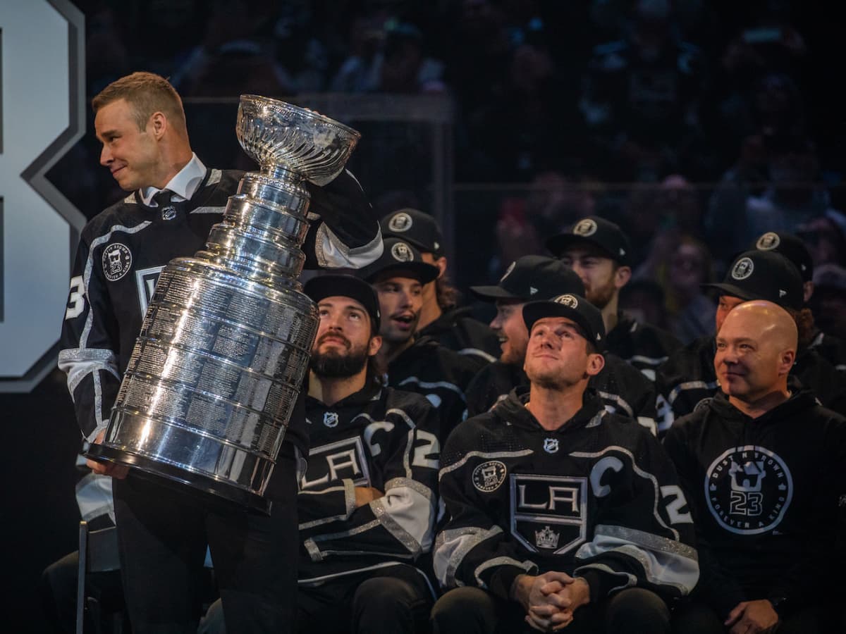 La kings brown jersey on sale