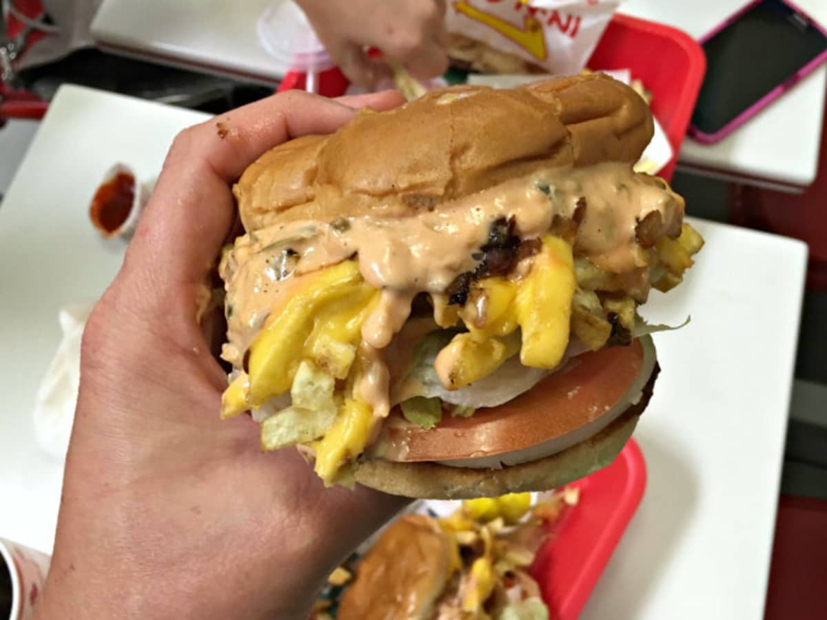 In and out veggie burger best sale