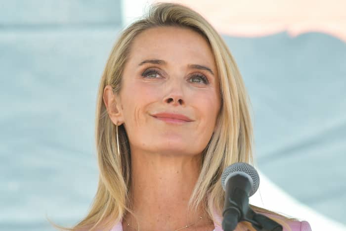 Jennifer Siebel Newsom Bursts Into Tears on Weinstein Trial Witness ...