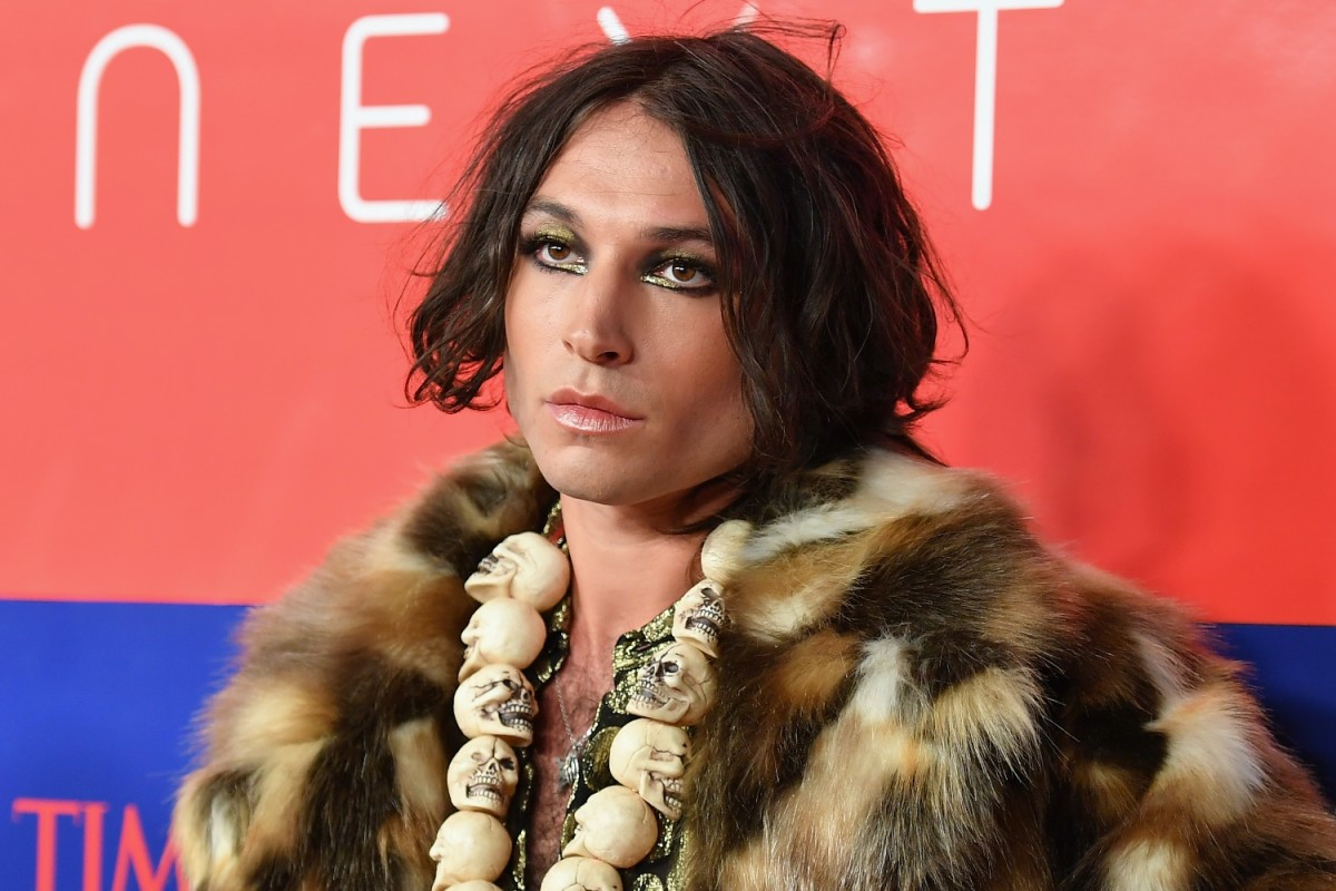 ezra-miller-takes-plea-probably-won-t-be-in-jail-for-flash-premiere-lamag-culture-food