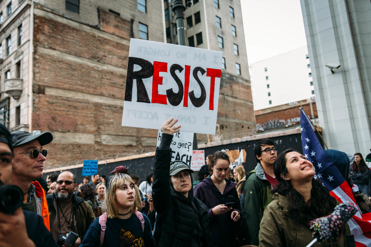 Some of the Most Powerful Signs from Today's Immigration March in ...