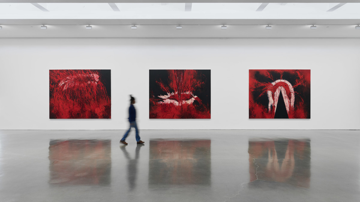 It's About Bloody Time: Anish Kapoor's First Painting-Only Exhibition is  Epically-Scaled Phantasmagorical Gore - LAmag - Culture, Food, Fashion,  News & Los Angeles