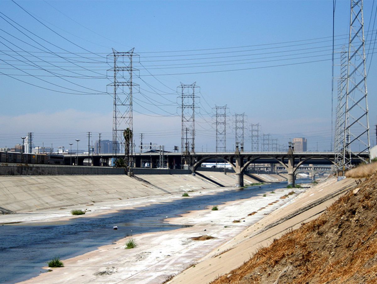 Frank Gehry Promises Not to Turn the L.A. River Into a Solo Project - LAmag