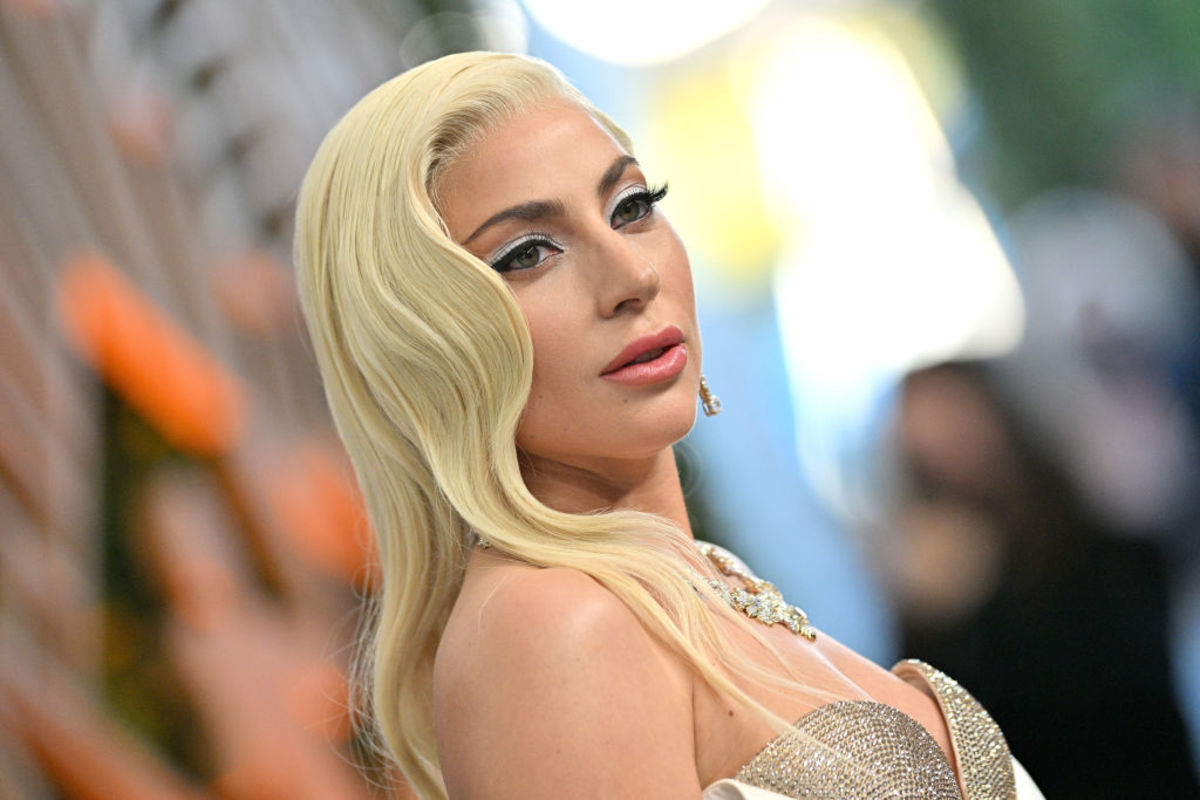 Lady Gaga wears fresh-off-the-runway Versace dress — as modelled