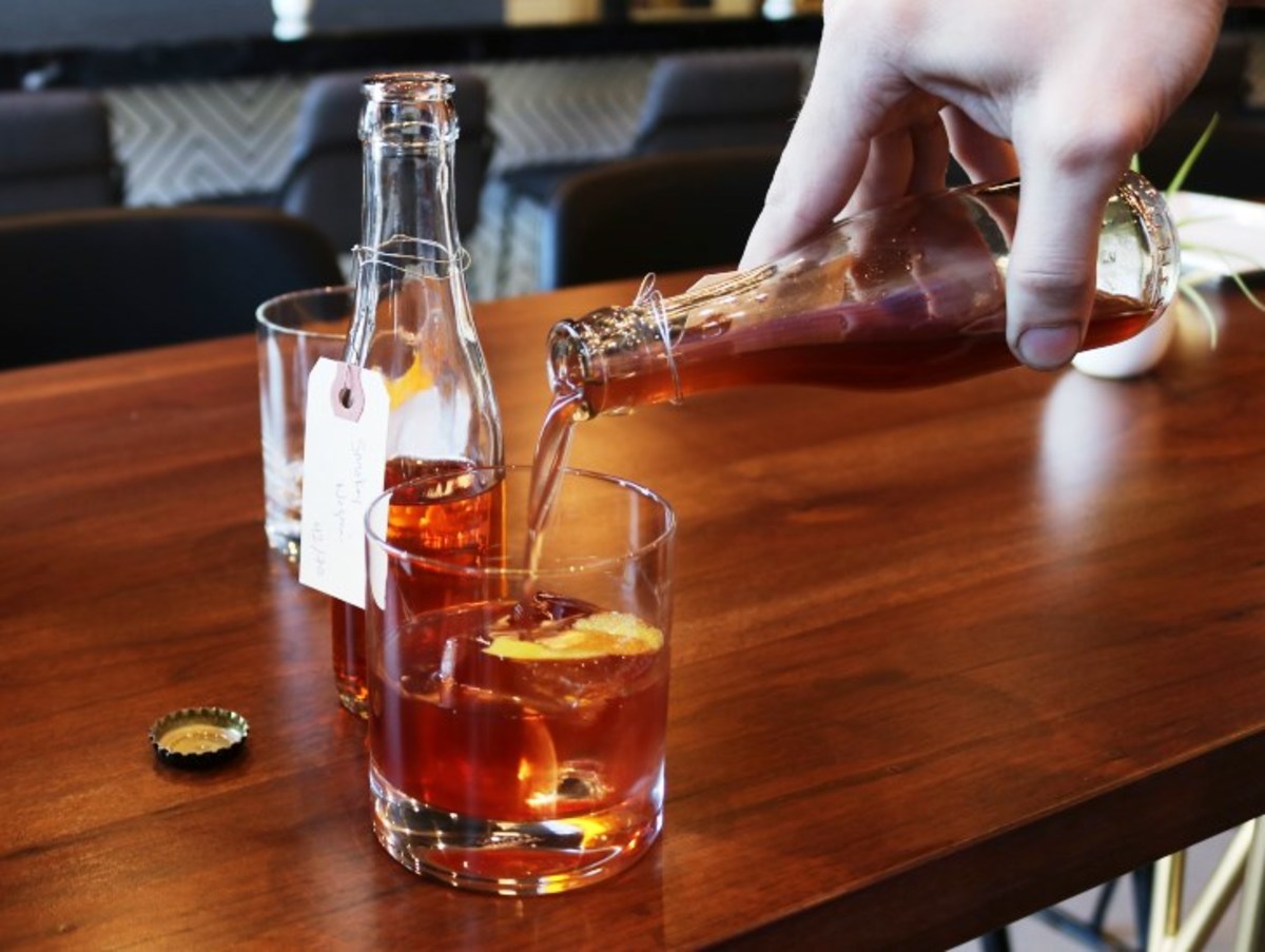 https://lamag.com/.image/t_share/MTk3NTU1NjgyNjU2OTIxMjgw/baldoria-bottled-cocktail-smoked-negroni.jpg