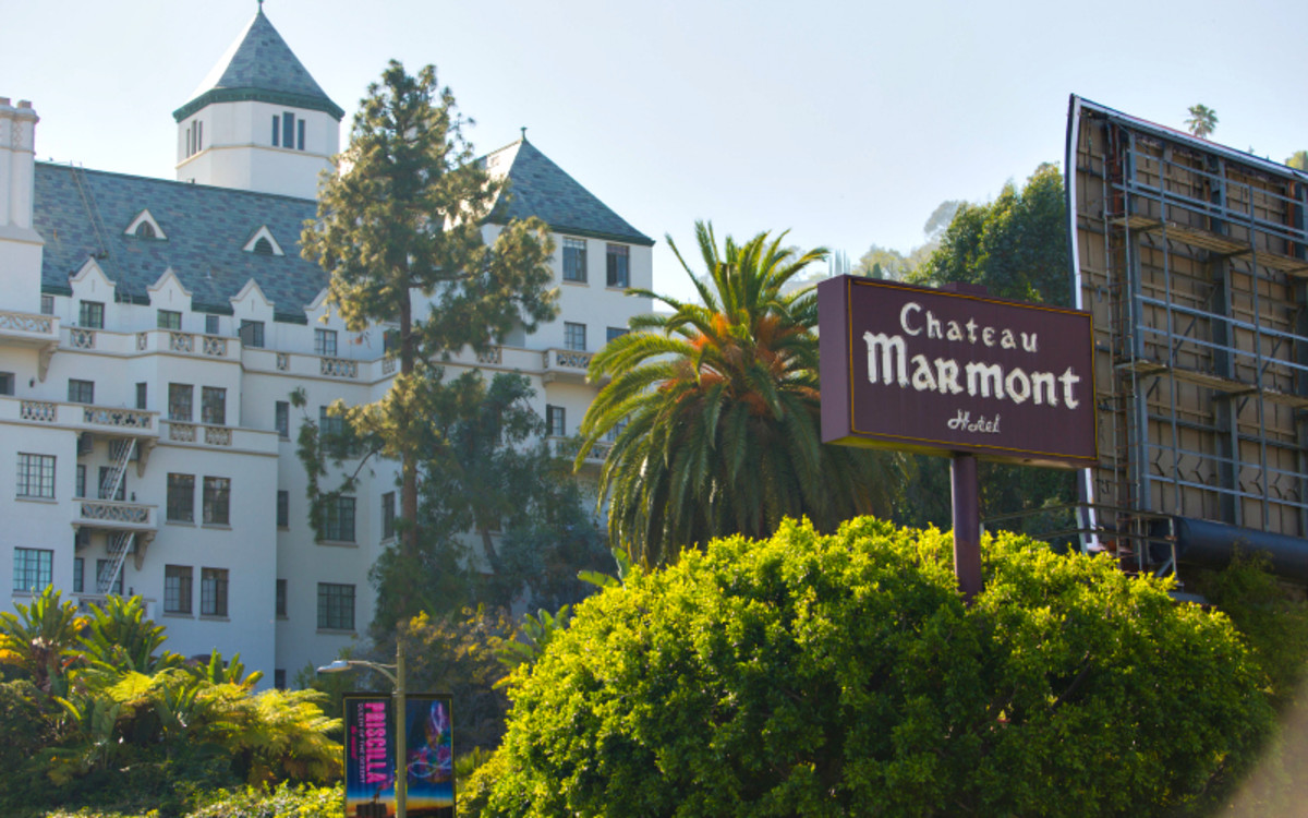 Picket line planned for Jay-Z Oscar bash at Chateau Marmont