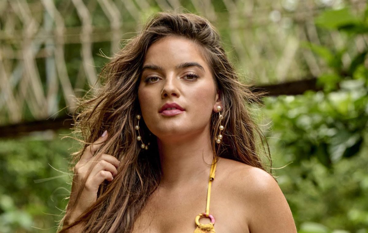 How Natalie Mariduena Went From David Dobriks Assistant To Sports Illustrated Model Lamag 0139