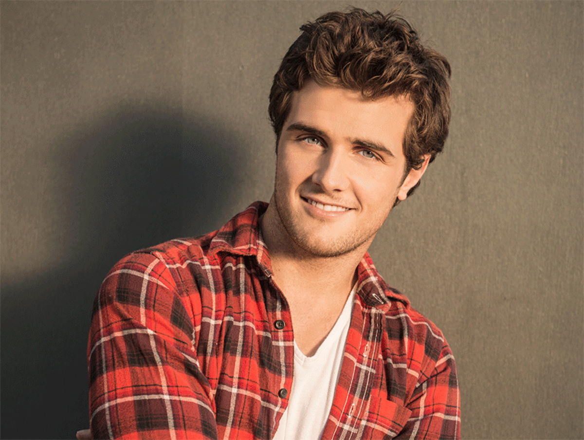 Beau mirchoff