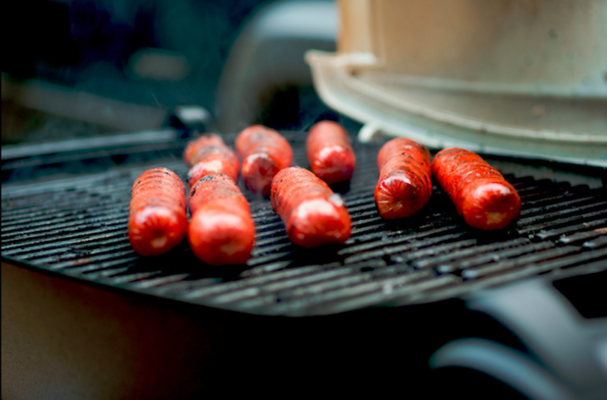 How to Grill Prefect Hot Dogs