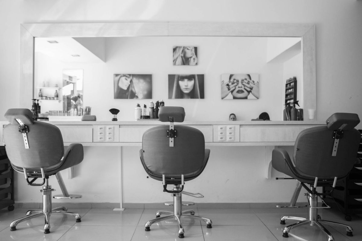 As Salons Are Shuttered Once More, Stylists Sound Off LAmag