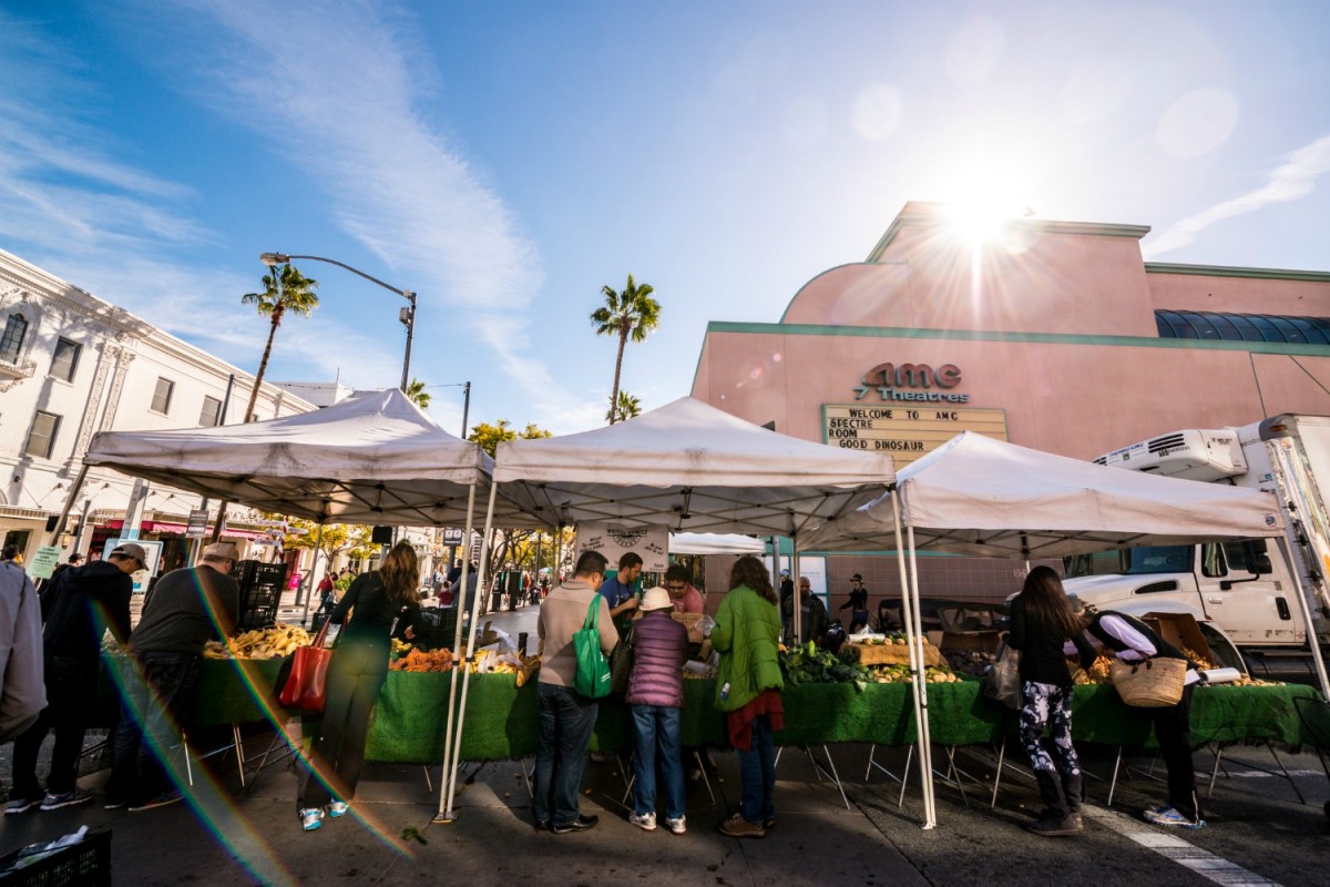 Title LAmag   Santa Monica Farmers Market Anouchka Getty Images 