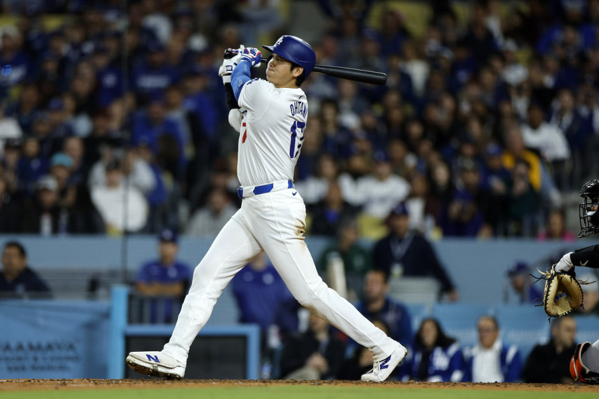 Shohei Ohtani Hits First Home Run as a Dodger in 5–4 Win Over Giants ...