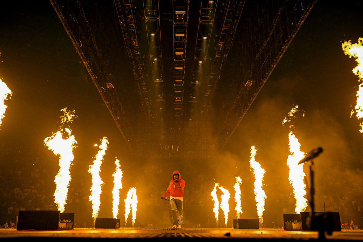 Kendrick Lamar's Halftime Show Gig Makes for a Super Bowl Beef LAmag