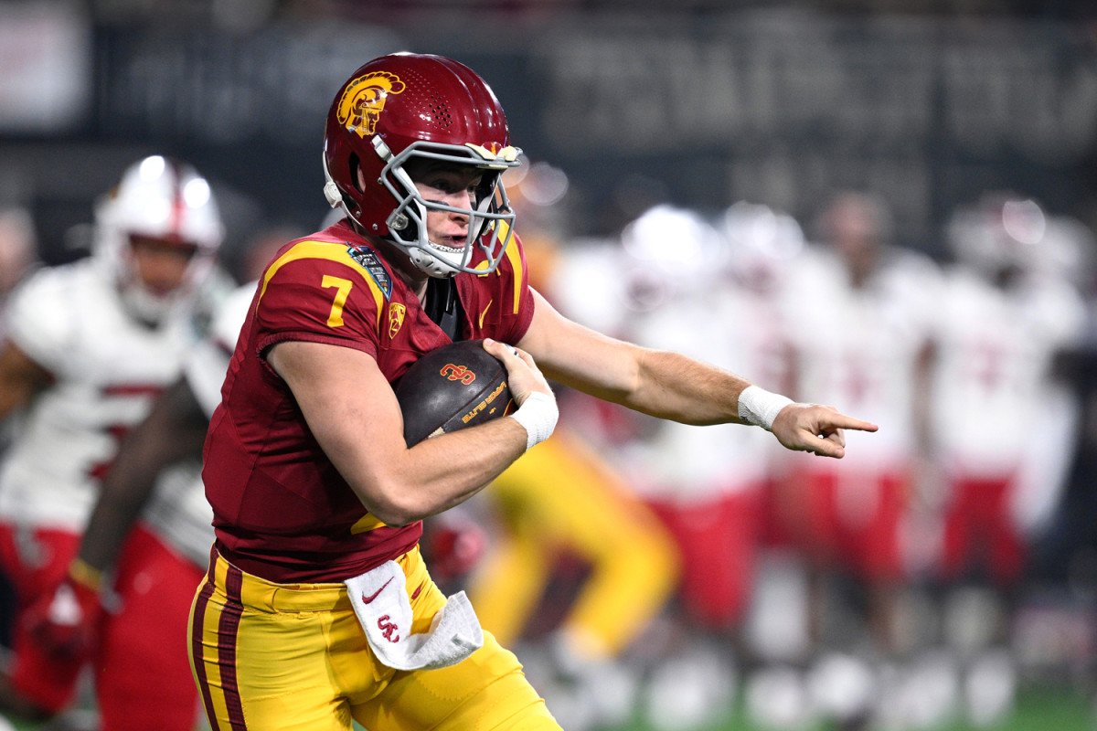 USC Quarterback Miller Moss On The Long Wait To Start - LAmag