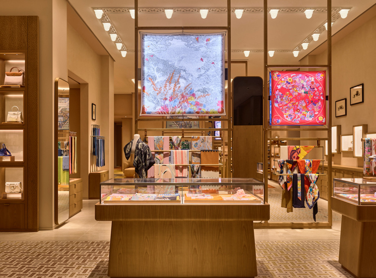 Our Louis Vuitton temporary store is - Westfield Topanga
