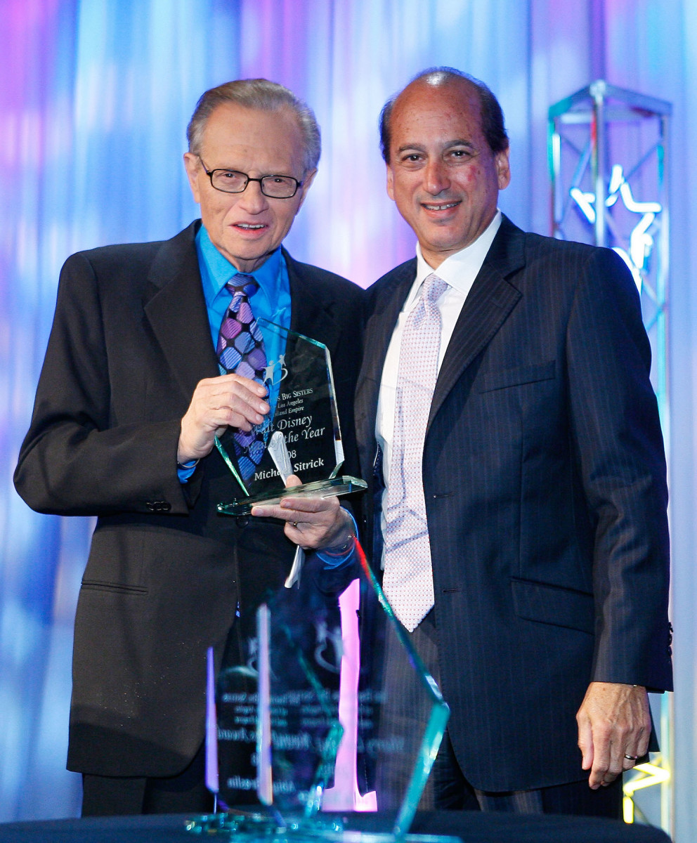 Larry King presents publicist Michael Sitrick with the Walt Disney Man of the Year Award at the Big Brothers Big Sisters 2008 Rising Stars Benefit Gala on October 30, 2008 in Beverly Hills, California.