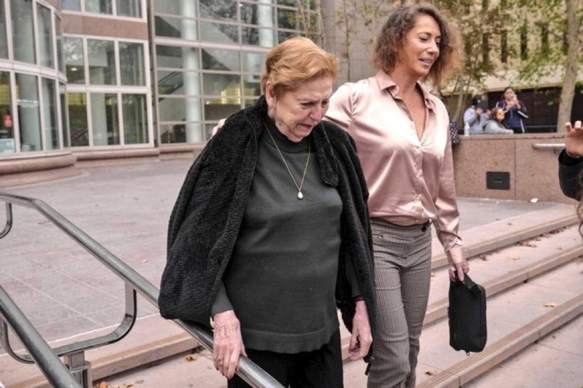 Menendez Brothers Demand L.A. DA’s Recusal Over Bias in Resentencing